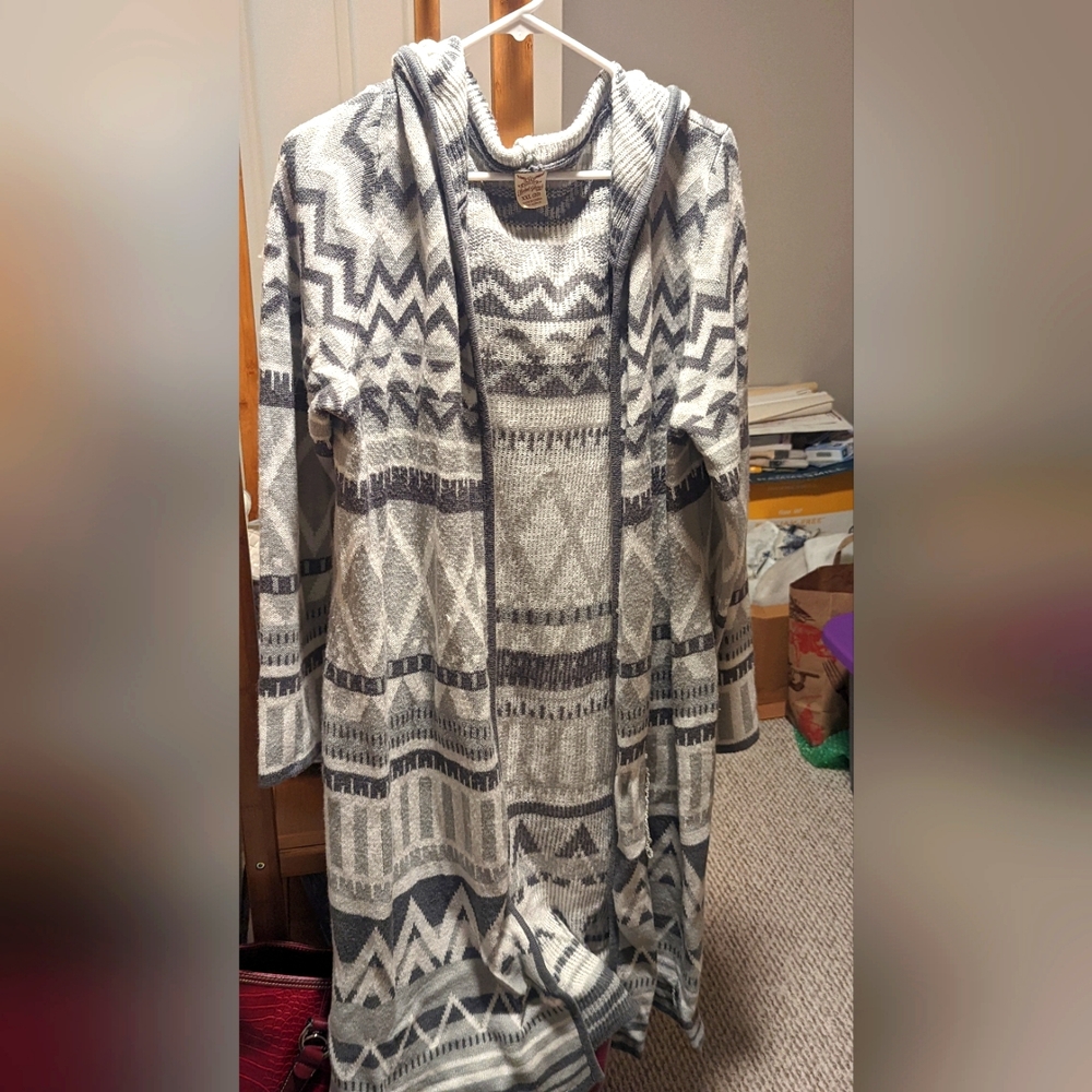 Faded Glory Long lightweight sweater jacket